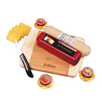 WISCONSIN FAVORITES CUTTING BOARD AND CHEESE